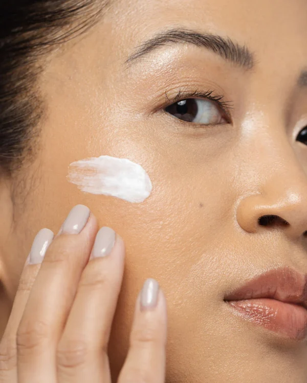 Nightly Age-Defying Moisturizer - Image 2